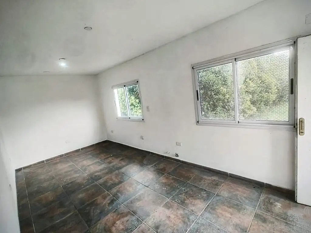 Propiedad en Calle 37 Entre 126 Y 127 600