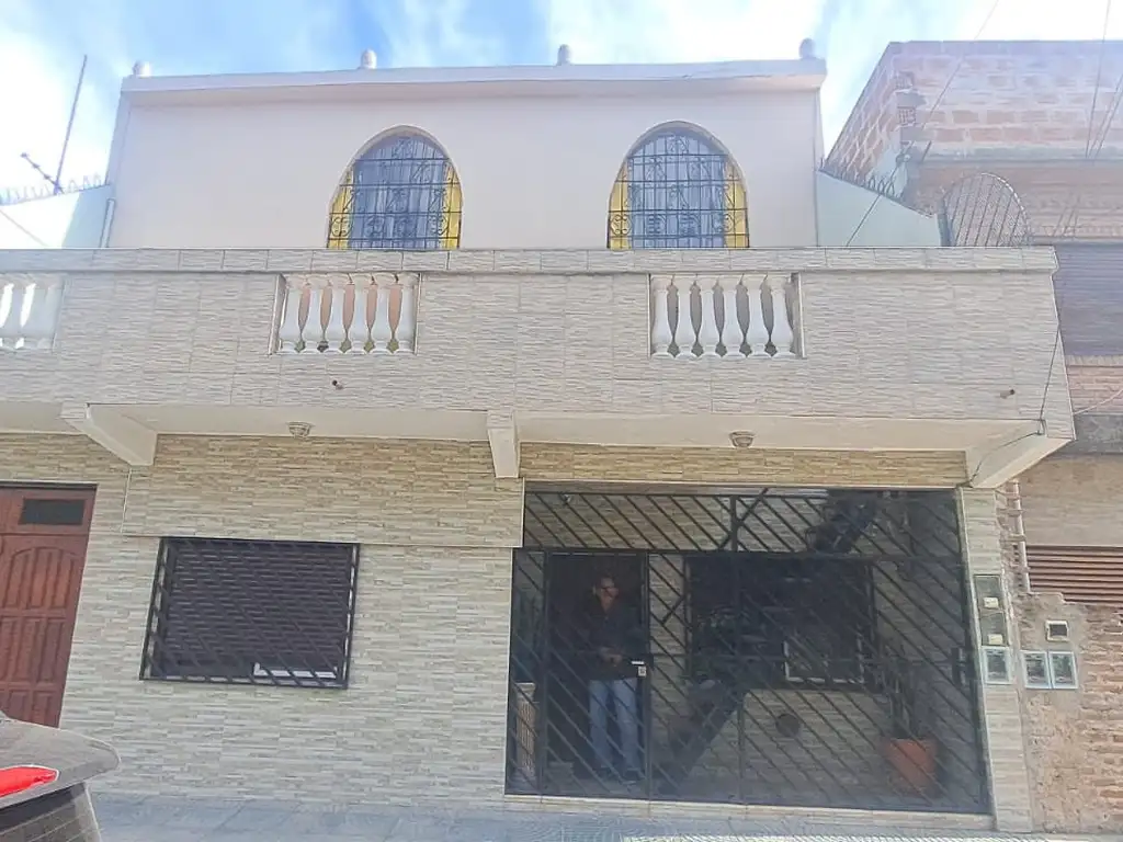 Propiedad en Martiniano Leguizamon 1100