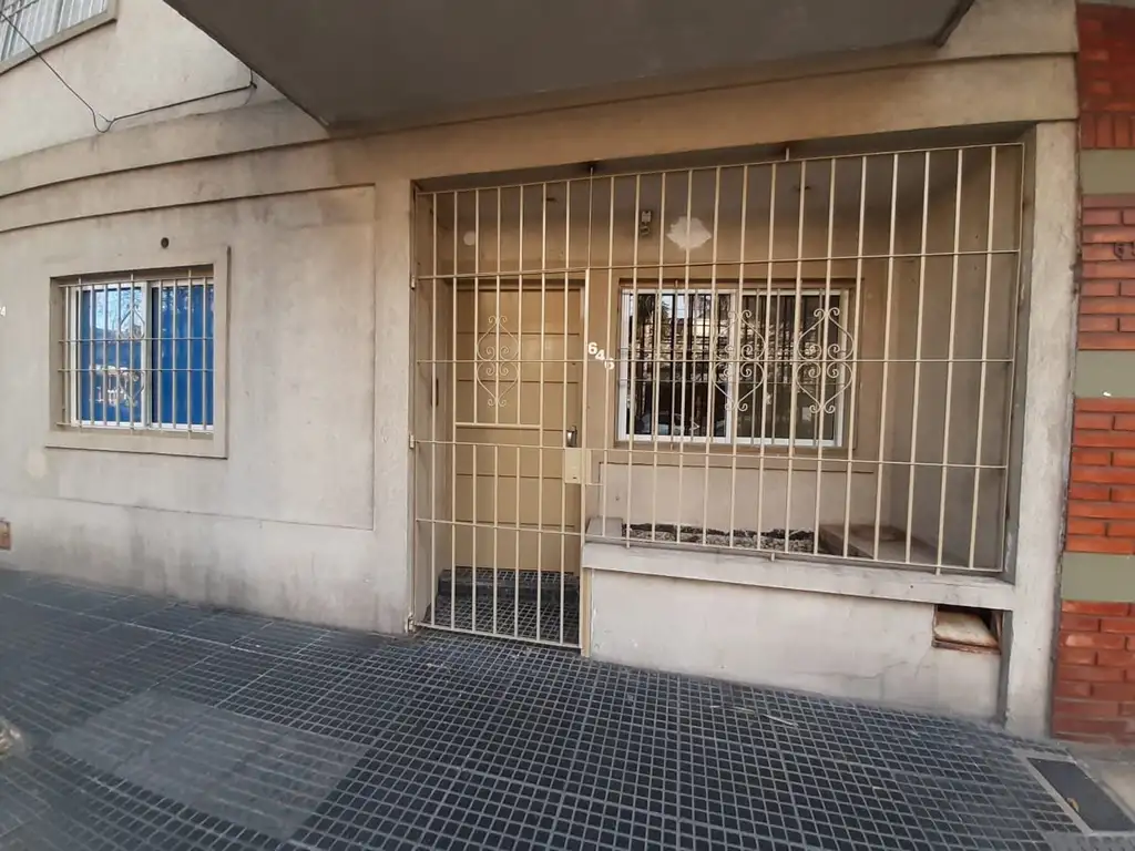 Propiedad en Avenida Teniente General Donato Alvarez 600