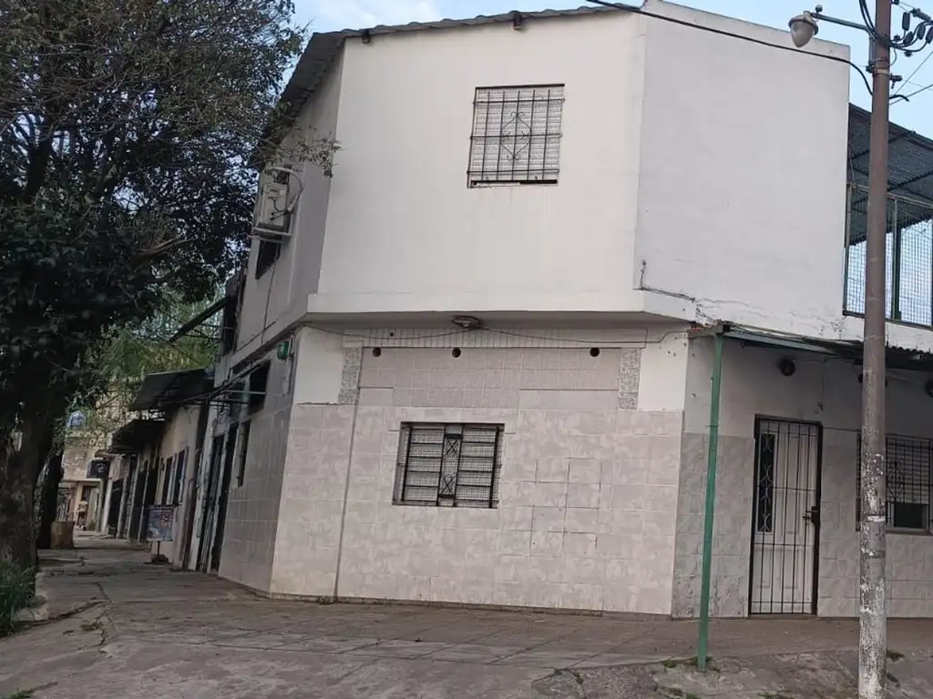 Propiedad en Maria Pita 2300