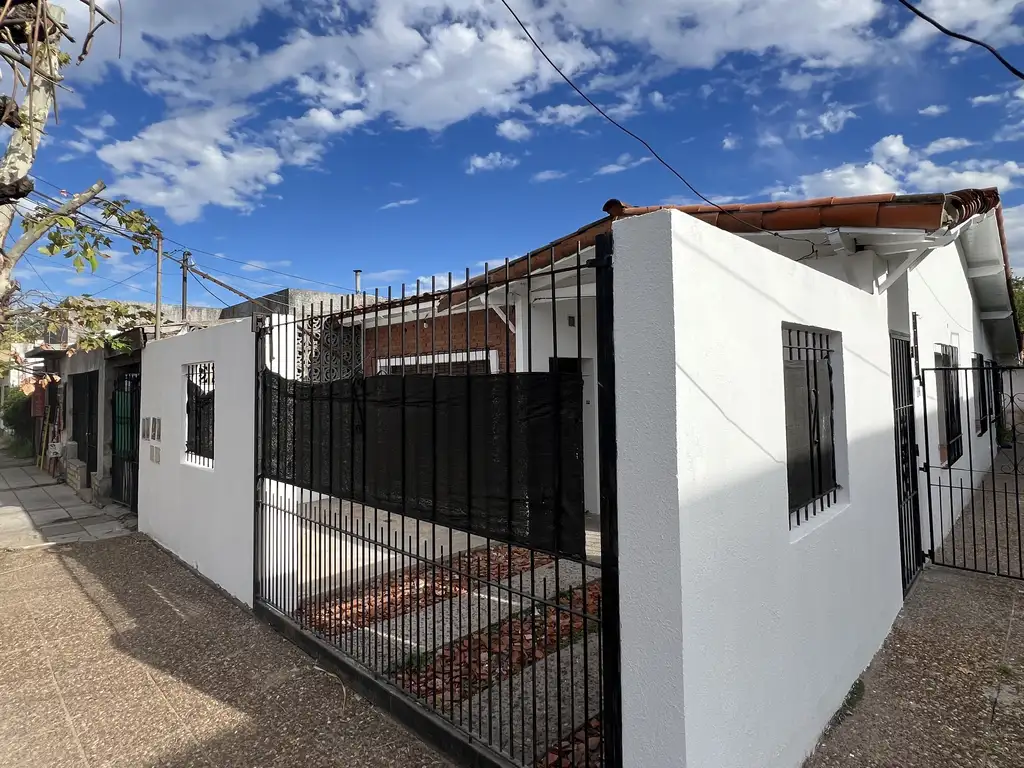 Propiedad en Zuviria 4400