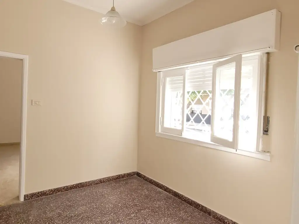 Propiedad en Beron De Astrada 2300