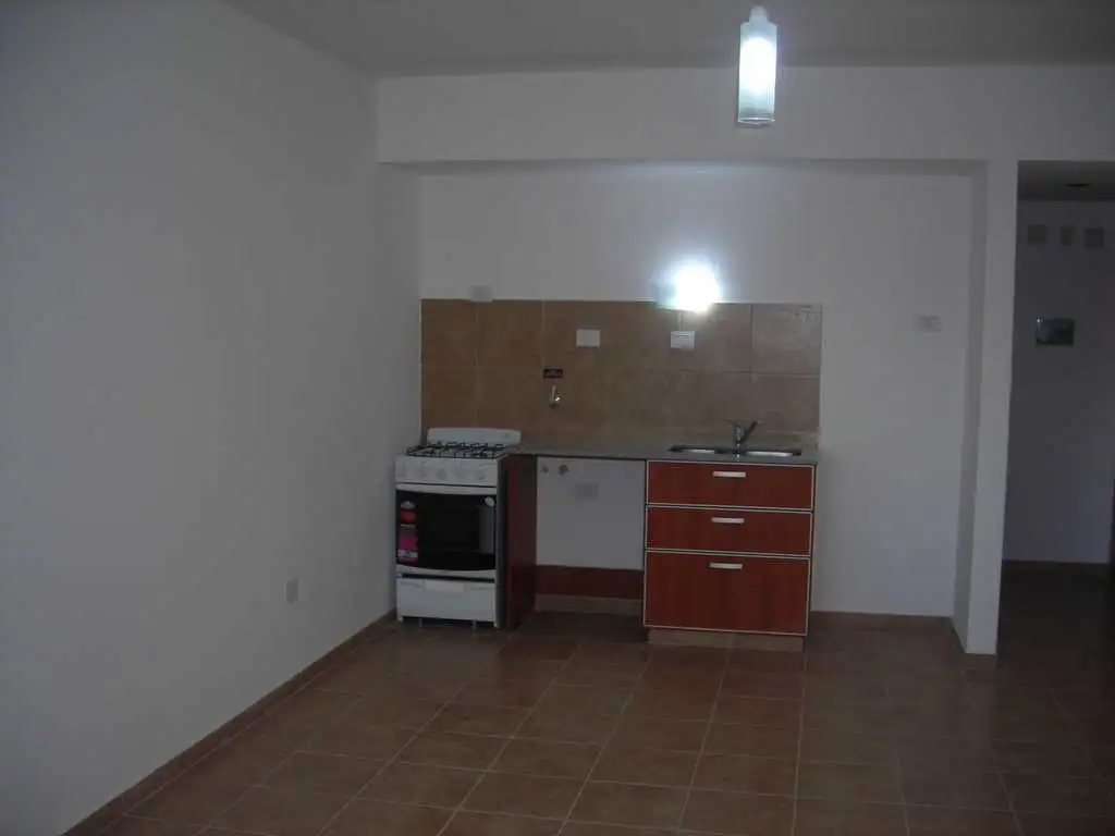Propiedad en 54 E/ 11 Y 12