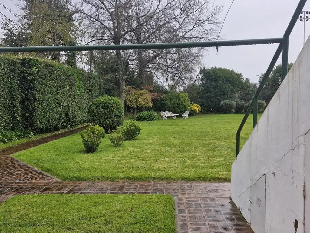 Propiedad en Directorio 1251